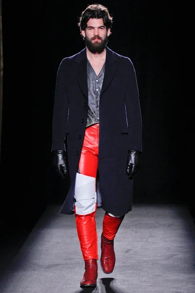 Look 13